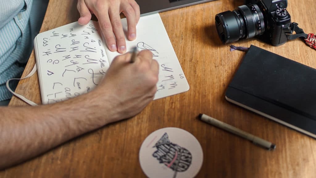 what makes a good logo
